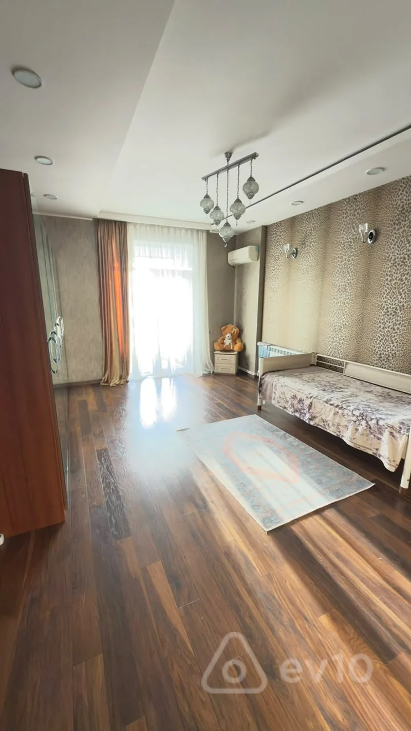 4 otaqlı mənzil, 200 m², Babək pr. — kirayə — Mənzil, Bakı (9)