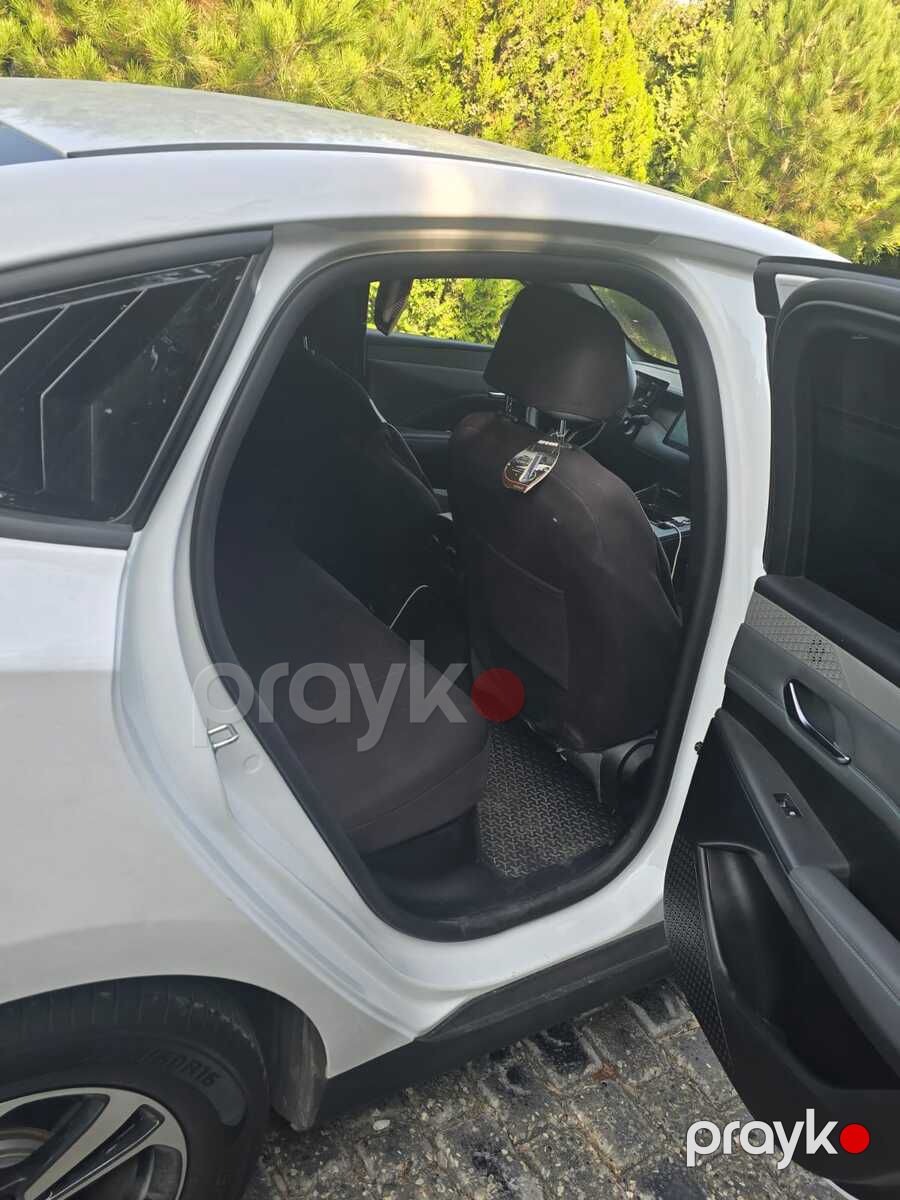 BYD Qin Plus, 2025 il — Avadanlıq icarəsi, Bakı (5)