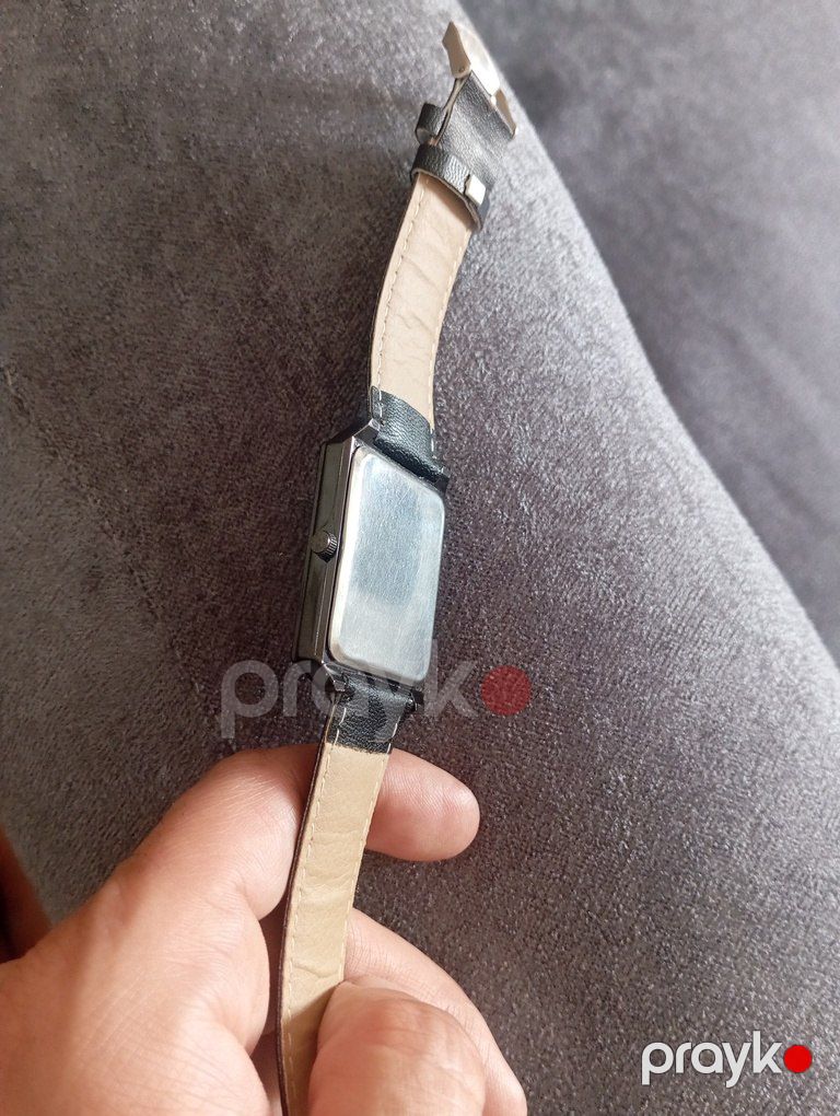 Qol saatı — Şəxsi əşyalar, Bakı (4)