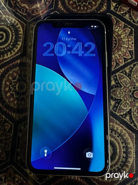 Apple iPhone 11 White 64GB/4GB — Bakı