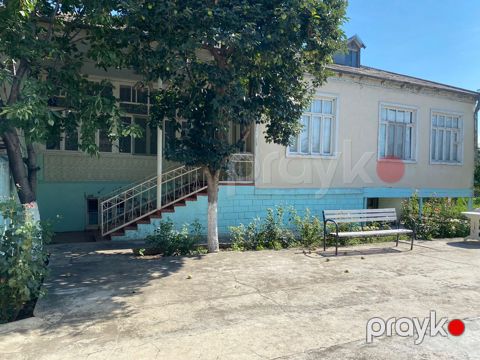 Satılır 4 otaqlı həyət evi/bağ evi 100 m² — Şəmkir