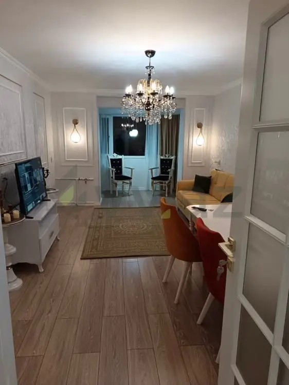 3 otaqlı mənzil Köhnə tikili Kirayə, Yasamal qəs., Yasamal, Bakı — Bakı