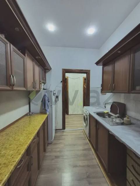 3 otaqlı mənzil Köhnə tikili Satılır, Montin qəs., Nərimanov, Bakı — Humay — Kvartira