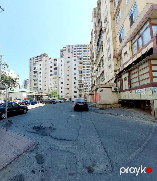 Satılır 4 otaqlı köhnə tikili 112 m² — Mənzil, Bakı (3)
