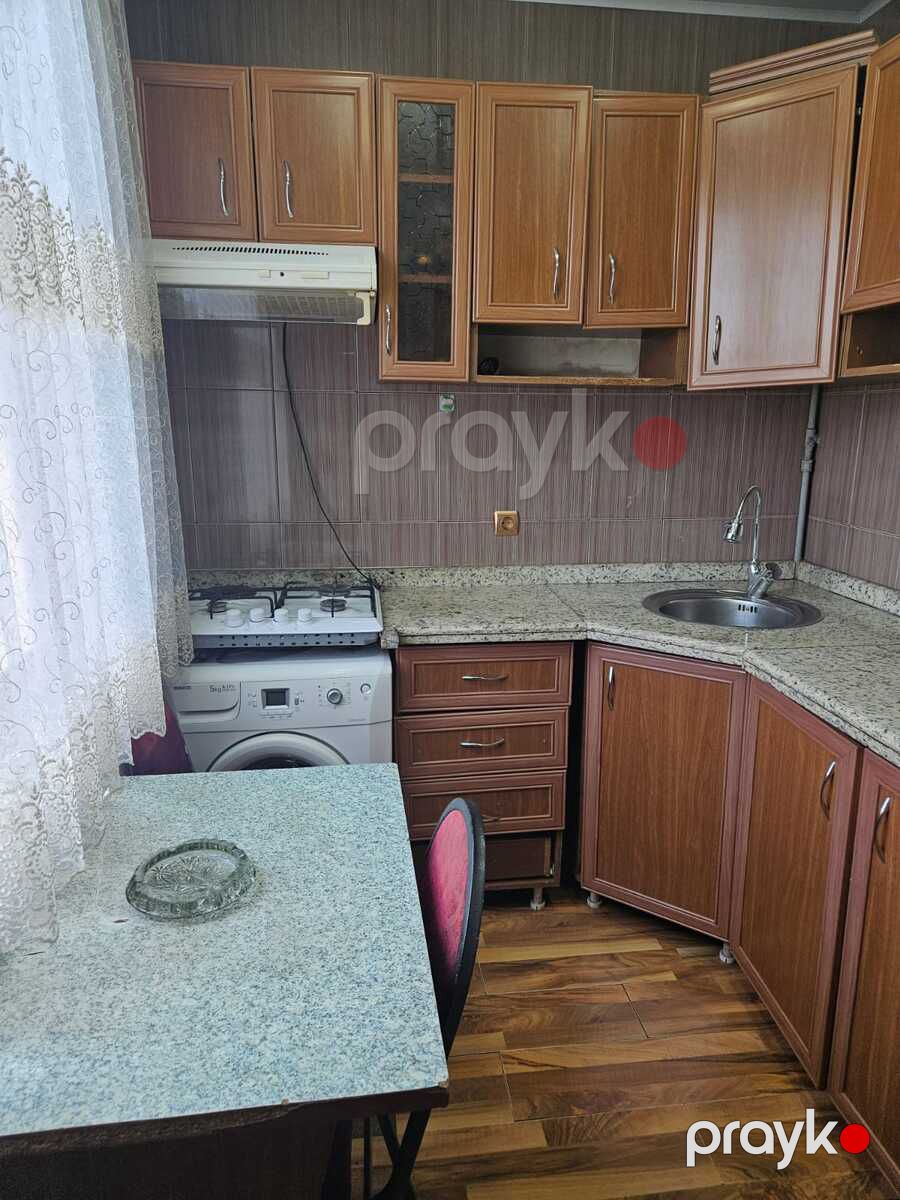 Satılır 2 otaqlı köhnə tikili 55 m² — Mənzil, Bakı (7)