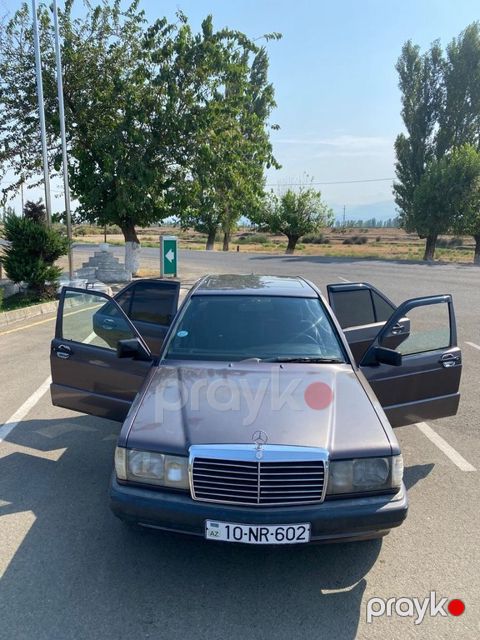 Mercedes 190, 2.0 L, 1991 il, 367 820 km — Lənkəran