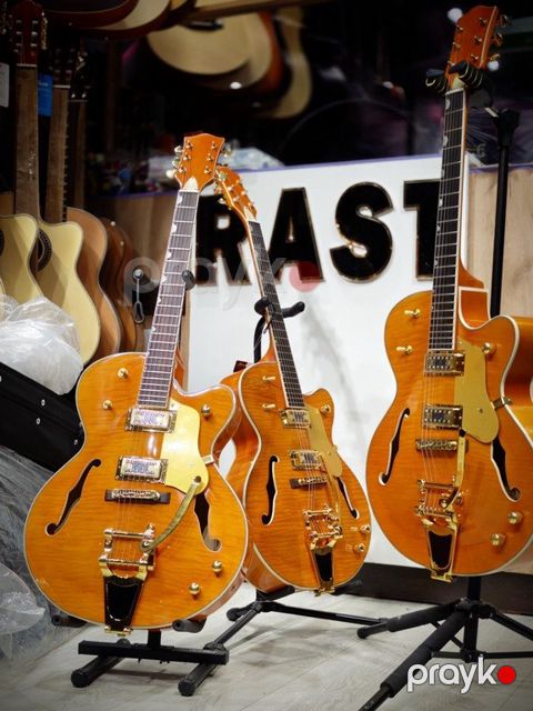 Elektro gitara — Bakı