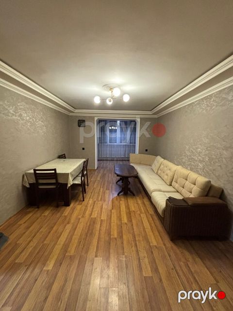 Satılır 3 otaqlı köhnə tikili 72 m² — Bakı