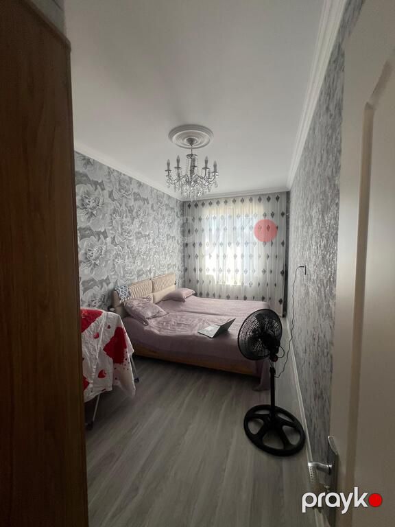 Satılır 2 otaqlı köhnə tikili 60 m² — Mənzil, Bakı (3)