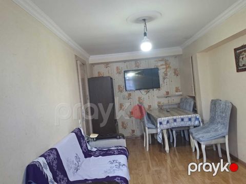 Satılır 2 otaqlı köhnə tikili 40 m² — Bakı