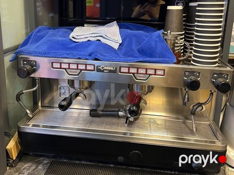 La Cimbali M27 professional espresso aparatı Hecbir prablemi yoxdur — Mehdiabad