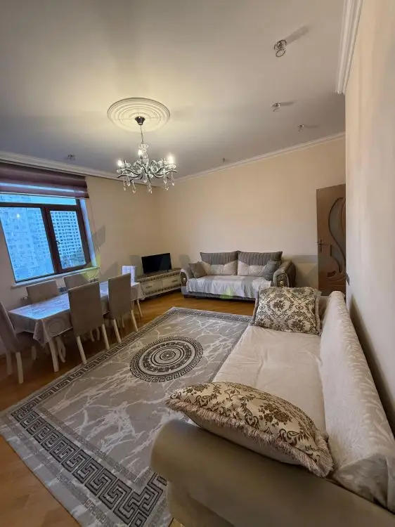 3 otaqlı mənzil Yeni tikili Kirayə, Yeni Yasamal qəs., Yasamal, Bakı — Bakı