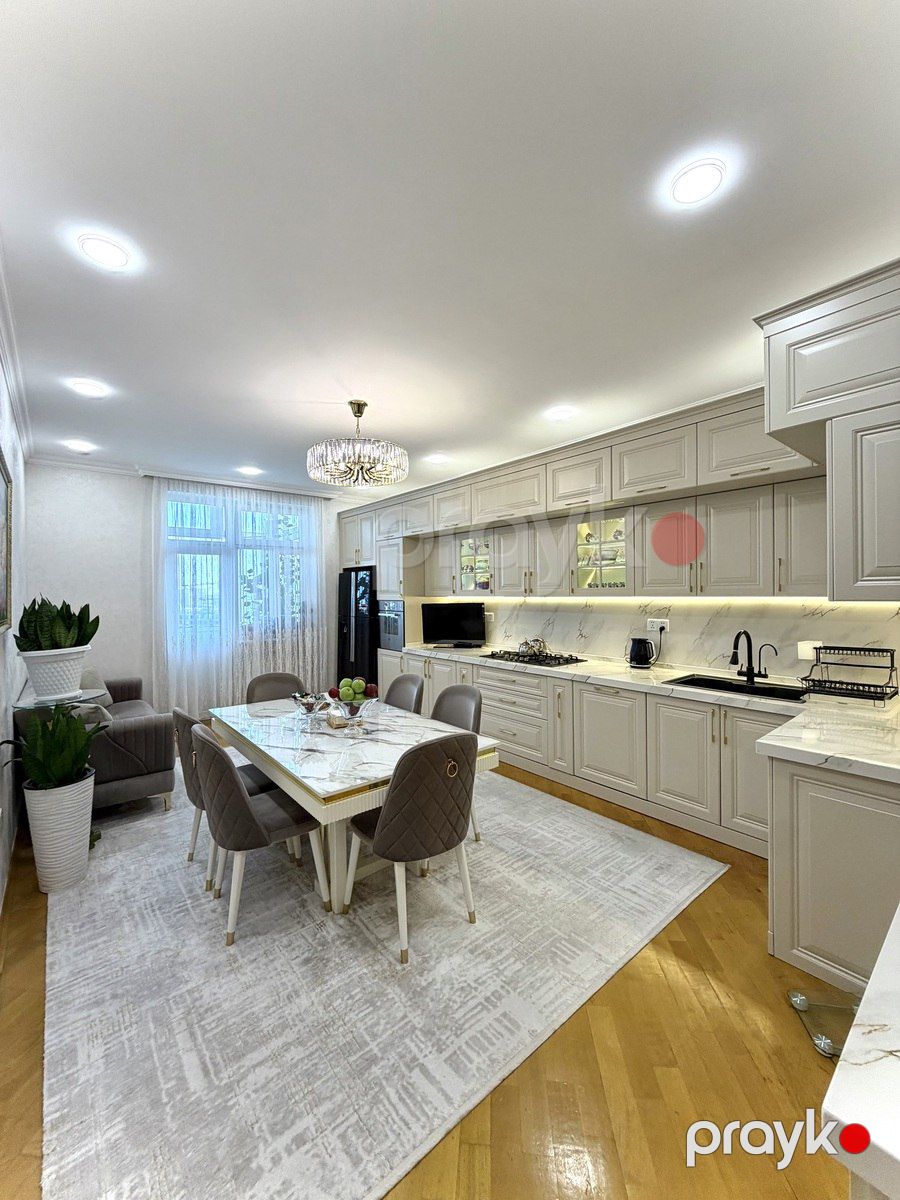 Satılır 4 otaqlı yeni tikili 220 m² — Mənzil, Bakı (2)