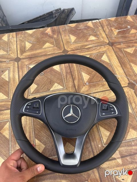 Mercedes W213 sükanı və hava yastığı — Bakı