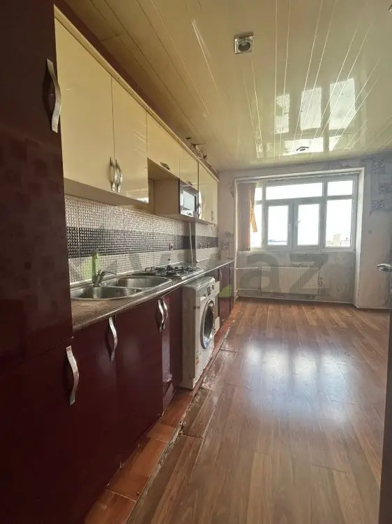 4 otaqlı mənzil Köhnə tikili Satılır, Qaraçuxur qəs., Suraxanı, Bakı — Bakı