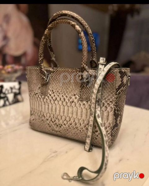 Təmiz Biton İlan dərisindən çanta — Bakı