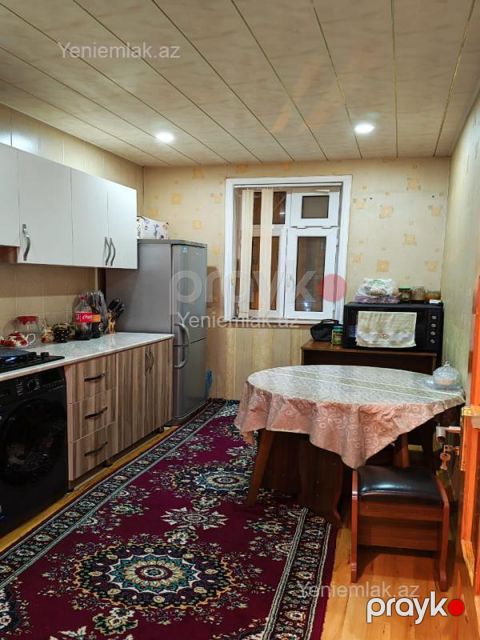 Satılır 3 otaqlı Bina evi menzil (Köhnə tikili), 73 m², 6-cı mikrorayon — Sumqayıt