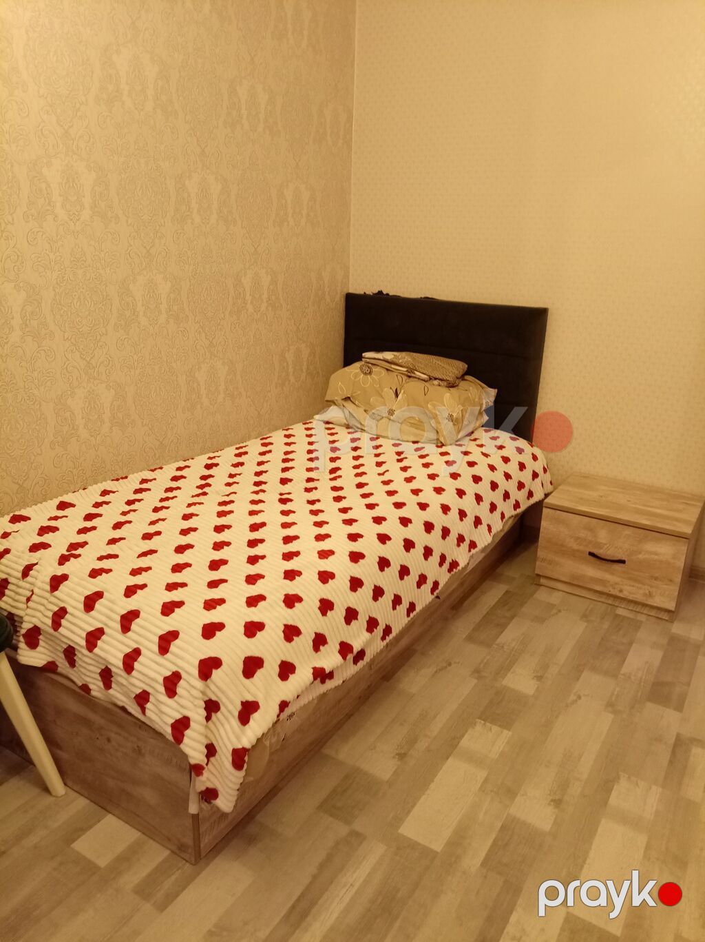 Yataq otağı mebel dəsti - Tərkib: tək nəfərlik çarpayı (başlıqla) — Yataq otağı mobilya dəstləri, Bakı (3)