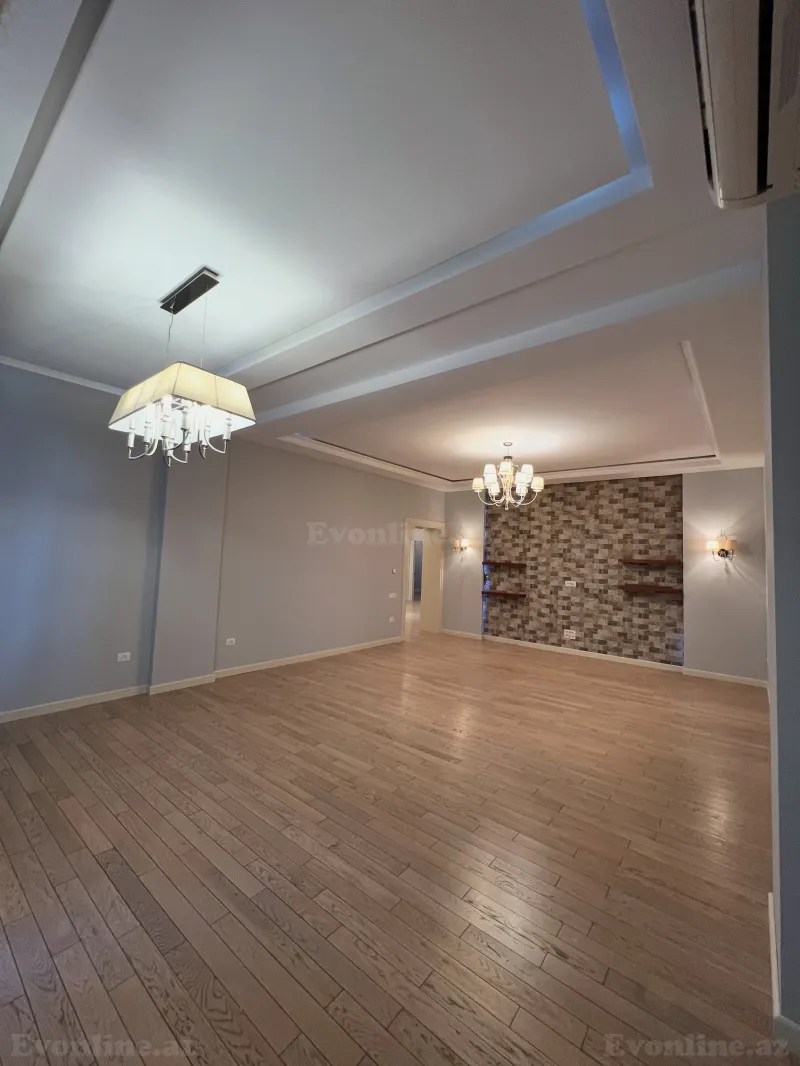 Satılır 4 otaqlı Mənzil Yeni tikili 200 m² Bakı, Yasamal r., İnşaatçılar m — Mənzil, Bakı (5)