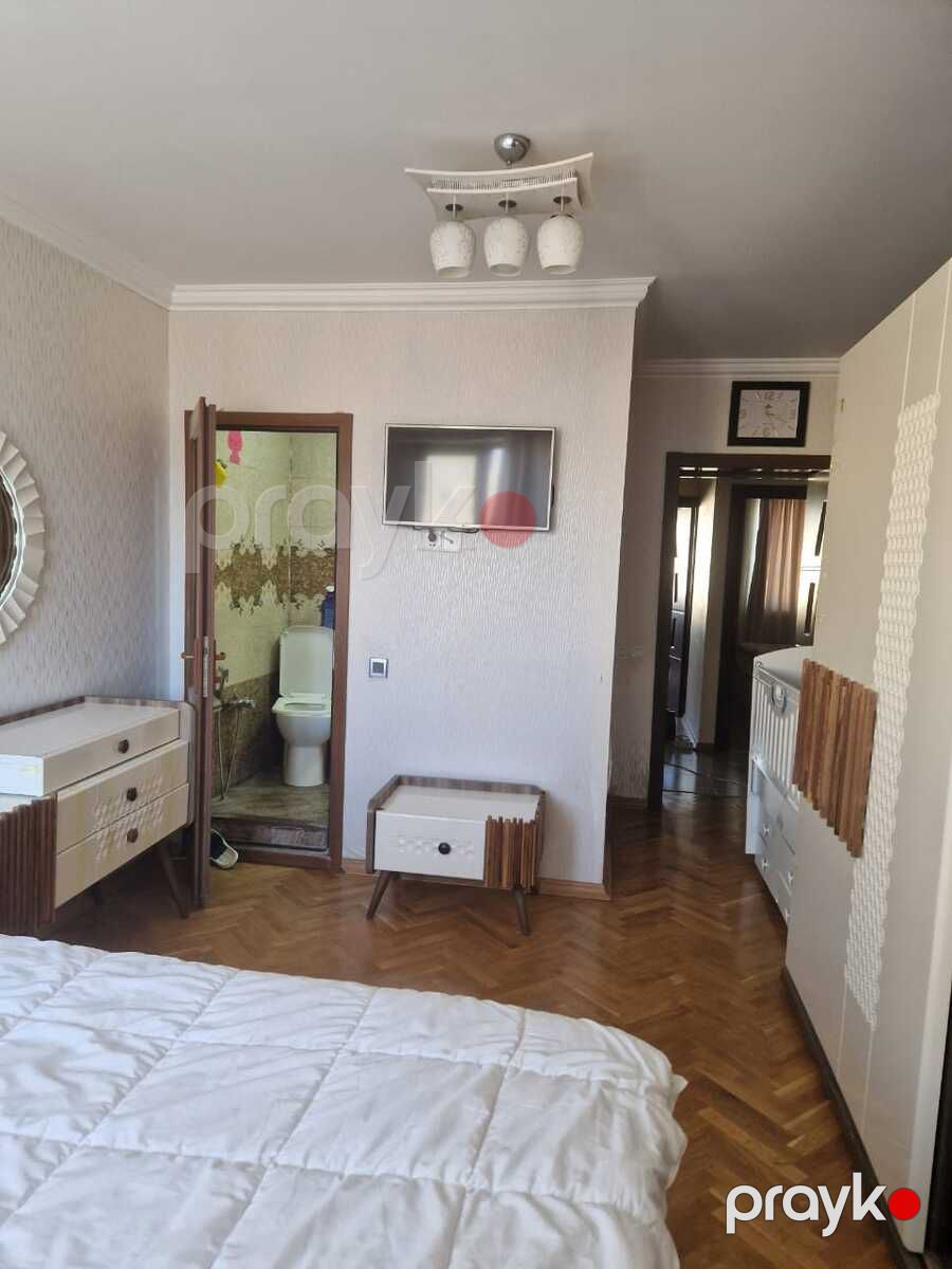 Satılır 4 otaqlı köhnə tikili 80 m² — Mənzil, Bakı (10)