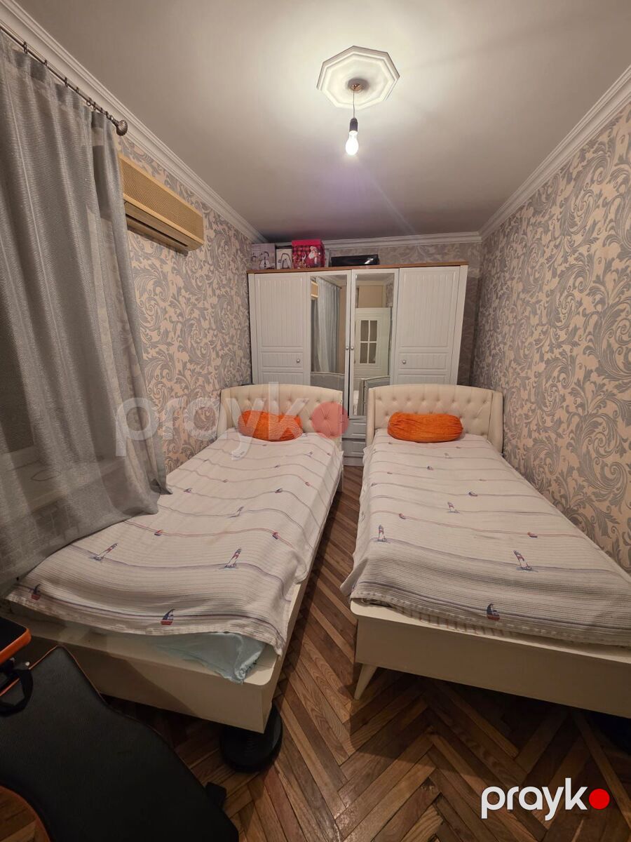 Satılır 2 otaqlı köhnə tikili 60 m² — Mənzil, Bakı (3)