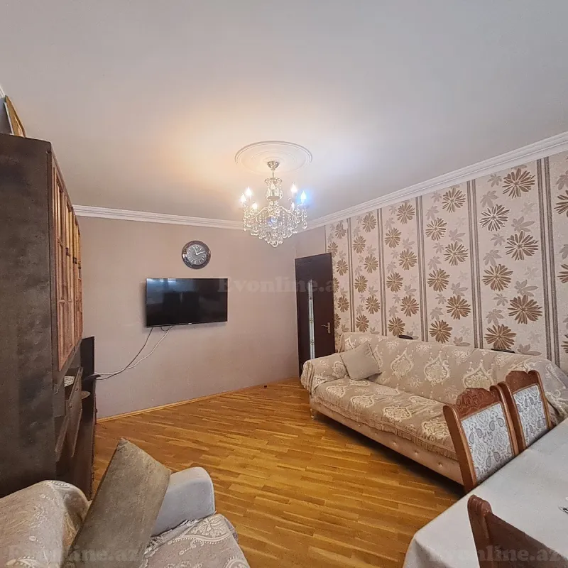 Satılır 3 otaqlı Mənzil Köhnə tikili 90 m² Bakı, Nizami r., Neftçilər m., 8-ci kilometr — Mənzil, Bakı (2)