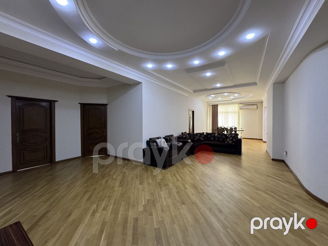 Satılır 5 otaqlı yeni tikili 210 m² — Mənzil, Bakı (3)