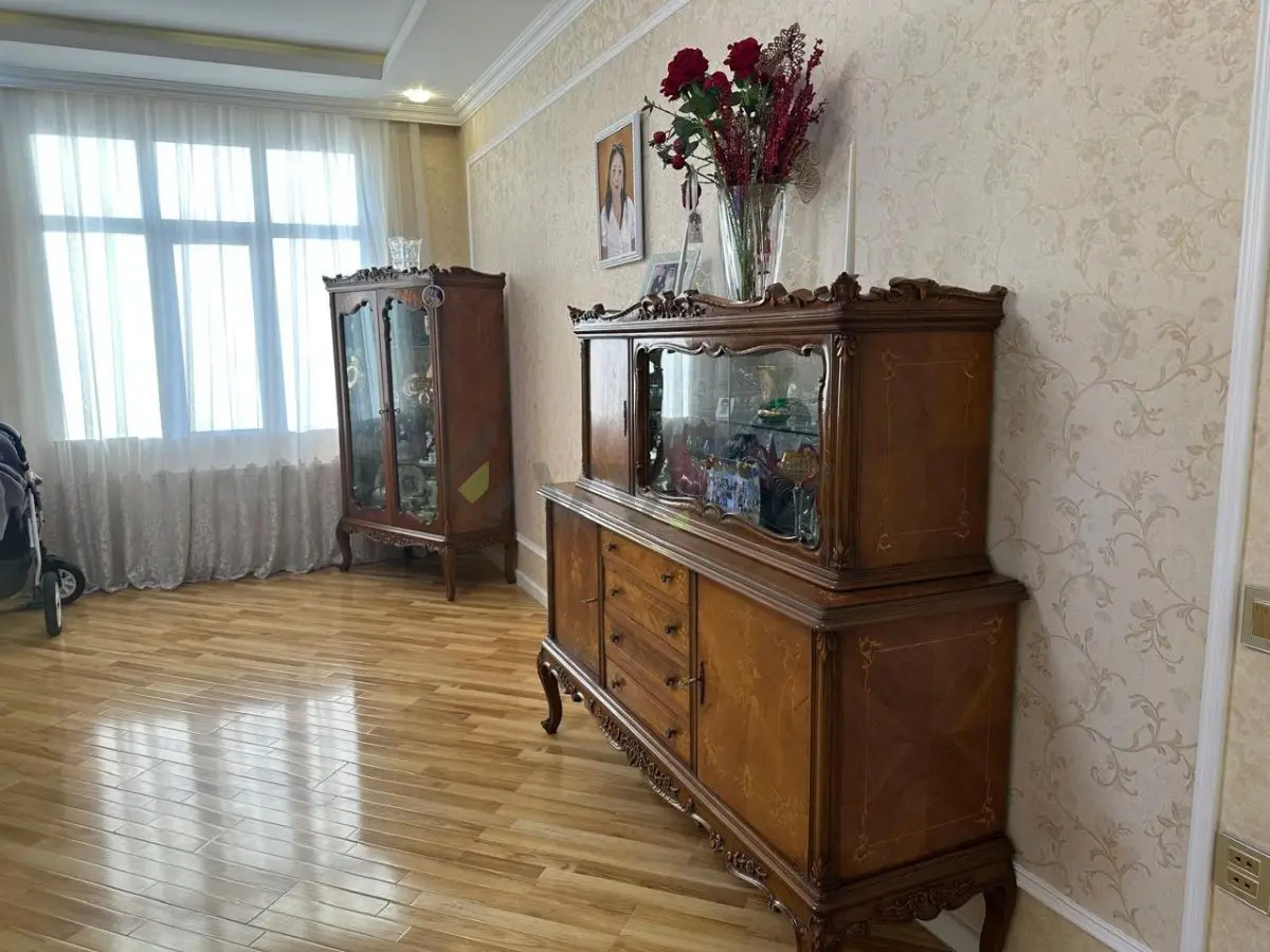 3 otaqlı mənzil Yeni tikili Satılır, Yeni Yasamal qəs., Yasamal, Bakı — Mənzil, Bakı (6)