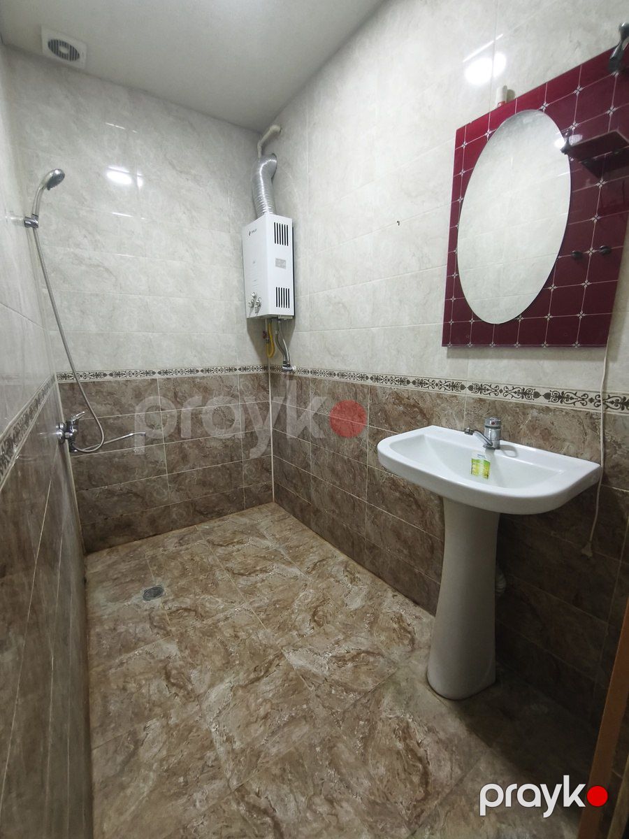Satılır 2 otaqlı köhnə tikili 60 m² — Mənzil, Bakı (8)