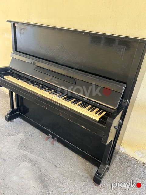 Piyanino — Bakı