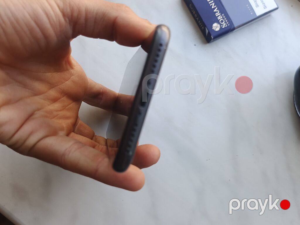 IPhone 8, Qara, Barmaq izi — Apple iPhone, Digah (4)