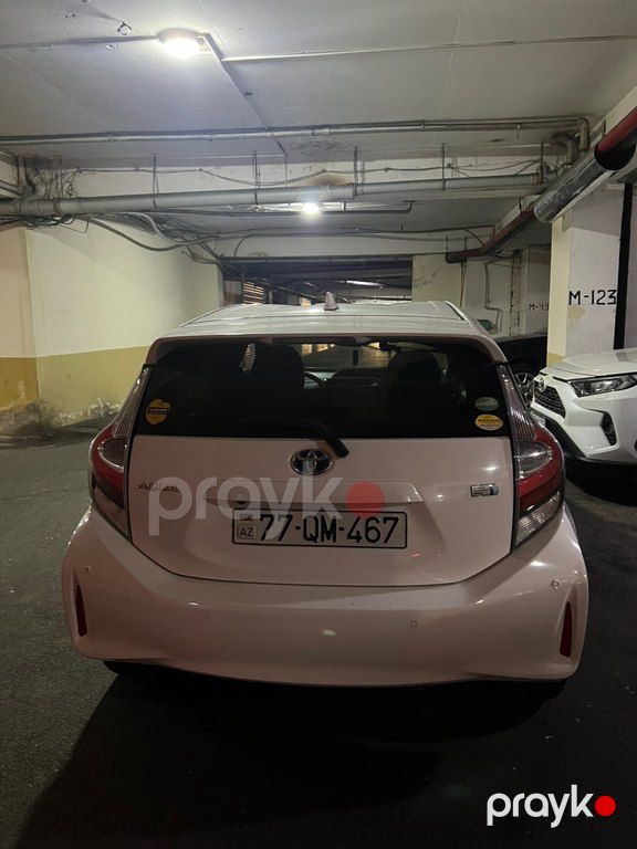 Toyota Aqua, 1.5 L, 0.87 kWh, 2020 il, 130 000 km — Avtomobillər, Bakı (12)