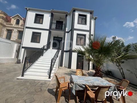 Satılır 7 otaqlı həyət evi/bağ evi 275 m² — Bakı