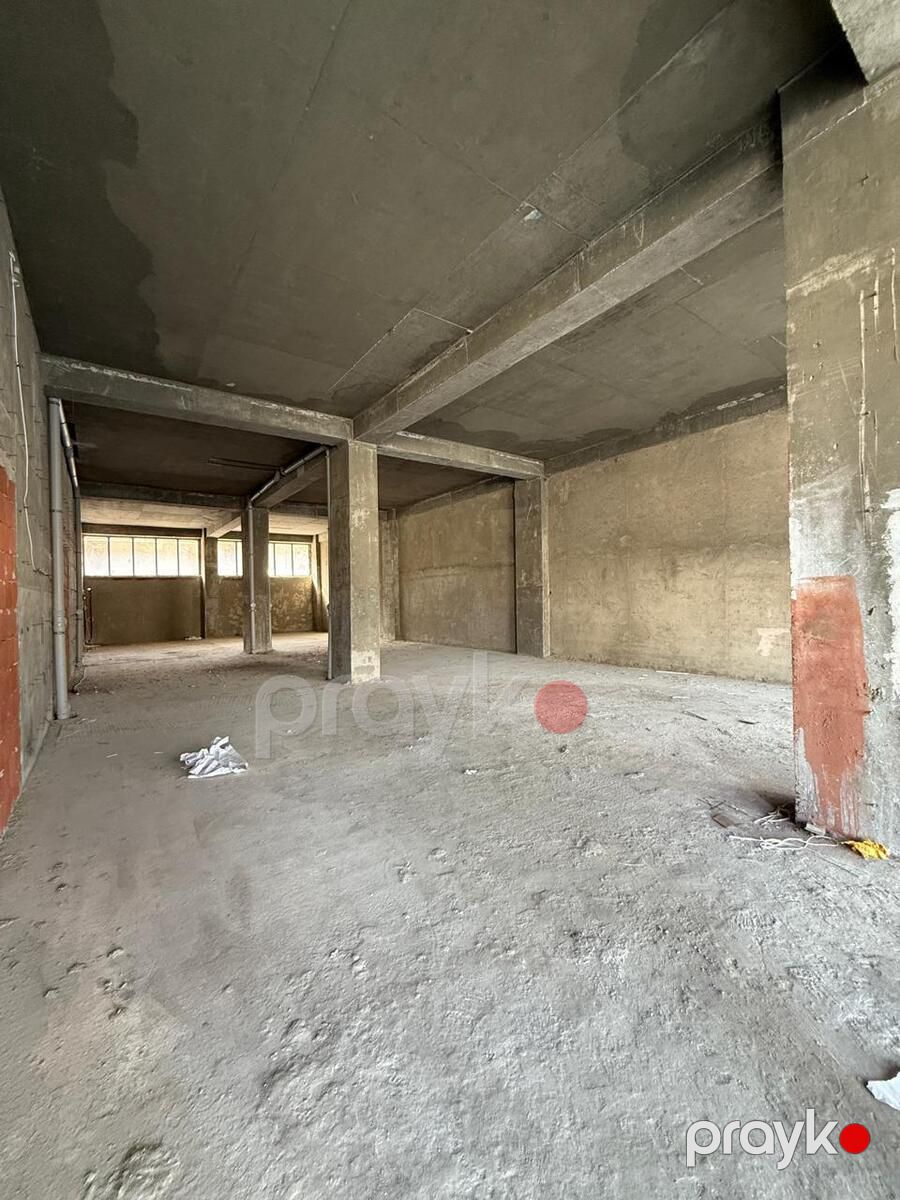 Satılır obyekt 245 m² — Əmlak, Bakı (3)