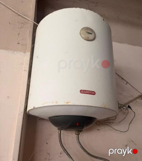 Ariston 50 lt tam işlək Qiymet 60 azn Unvan Nasosnu Vesile 0329 — Sumqayıt