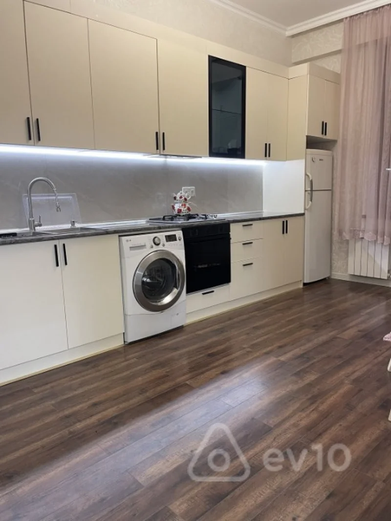 2 otaqlı mənzil, 90 m², Akademik Həsən Əliyev küçəsi — kirayə — Bakı