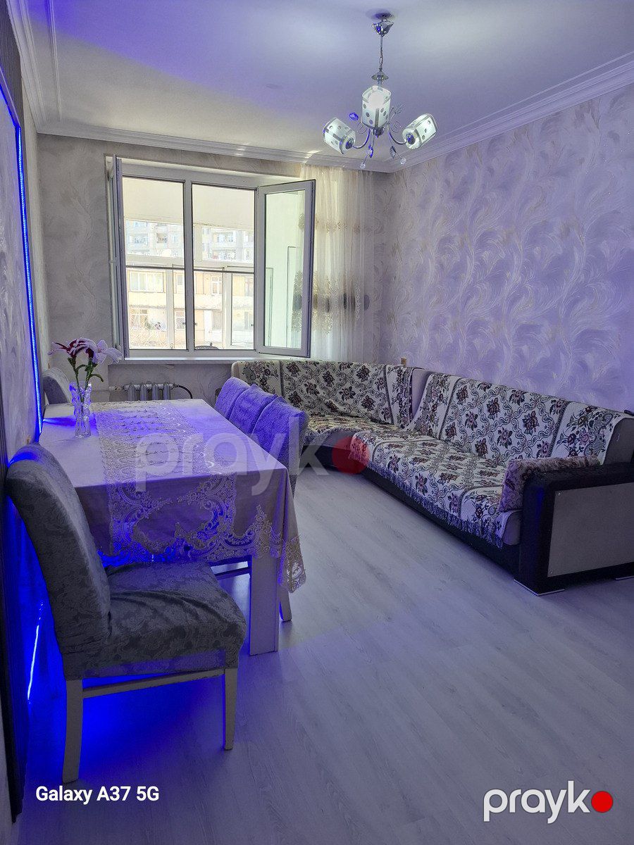 Satılır 5 otaqlı köhnə tikili 110 m² — Mənzil, Bakı (5)