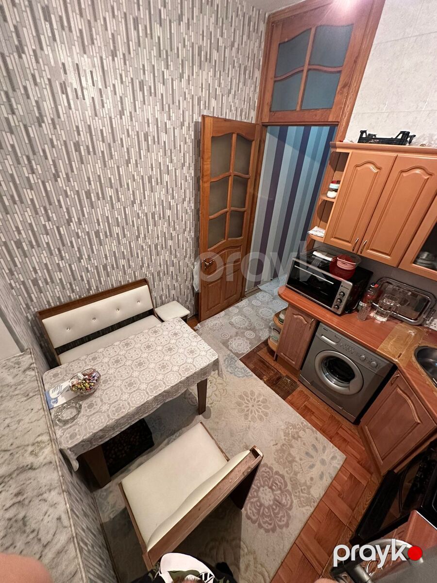 Satılır 3 otaqlı köhnə tikili 82 m² — Mənzil, Bakı (8)