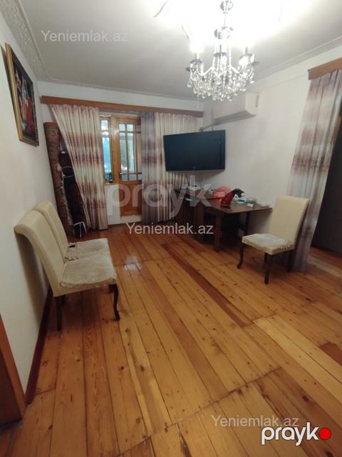 Satılır 2 otaqlı Bina evi menzil (Köhnə tikili), 48 m², 2-ci mikrorayon — Sumqayıt