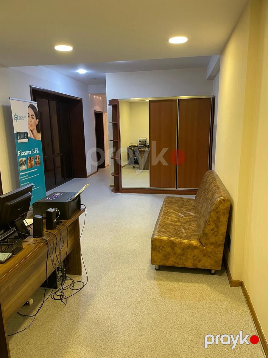 İcarəyə verilir 8 otaqlı yeni tikili 330 m² — Mənzil, Bakı (11)