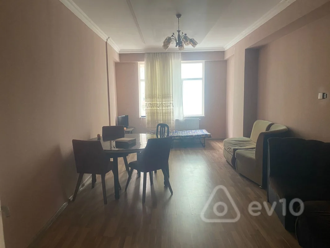 4 otaqlı mənzil, 120 m², Əsəd Əhmədov küçəsi — kirayə — Bakı