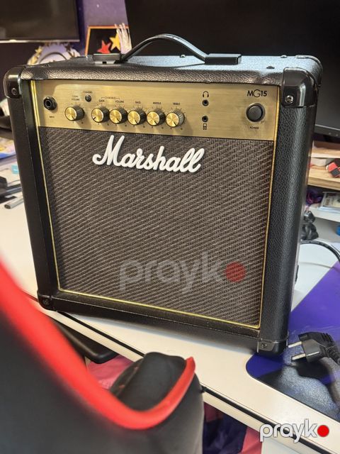 Marshall MG15 gitara ampliferi — Bakı