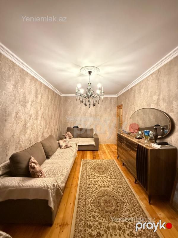 Satılır 3 otaqlı Bina evi menzil (Köhnə tikili), 68 m², 10-cu mikrorayon — Mənzil, Sumqayıt (2)
