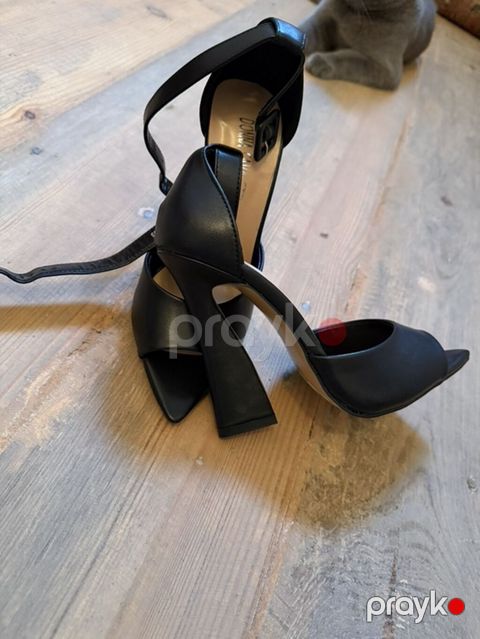 Qadın ayaqqabısı – Donna Cavaletti brendi - Rəng: qara - Model: açıq — Bakı