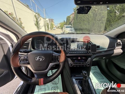 Hyundai Avante, 2016 il — Bakı