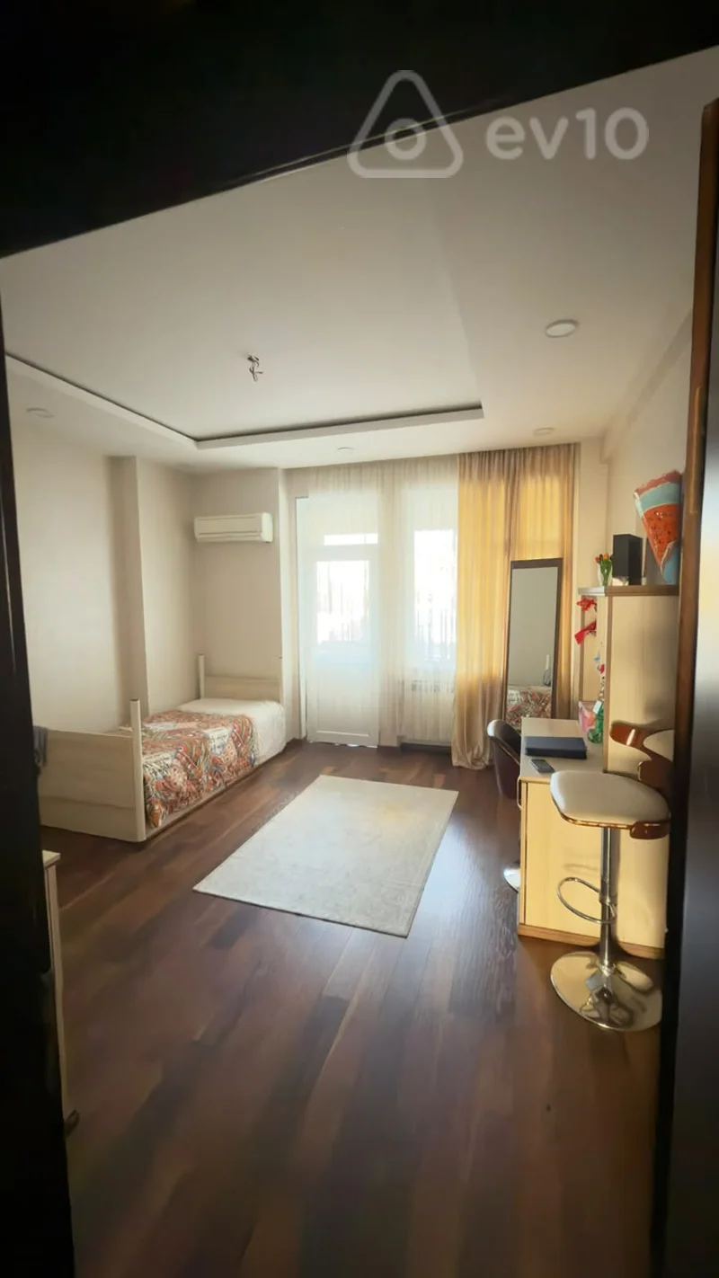 4 otaqlı mənzil, 200 m², Babək pr. — kirayə — Mənzil, Bakı (11)