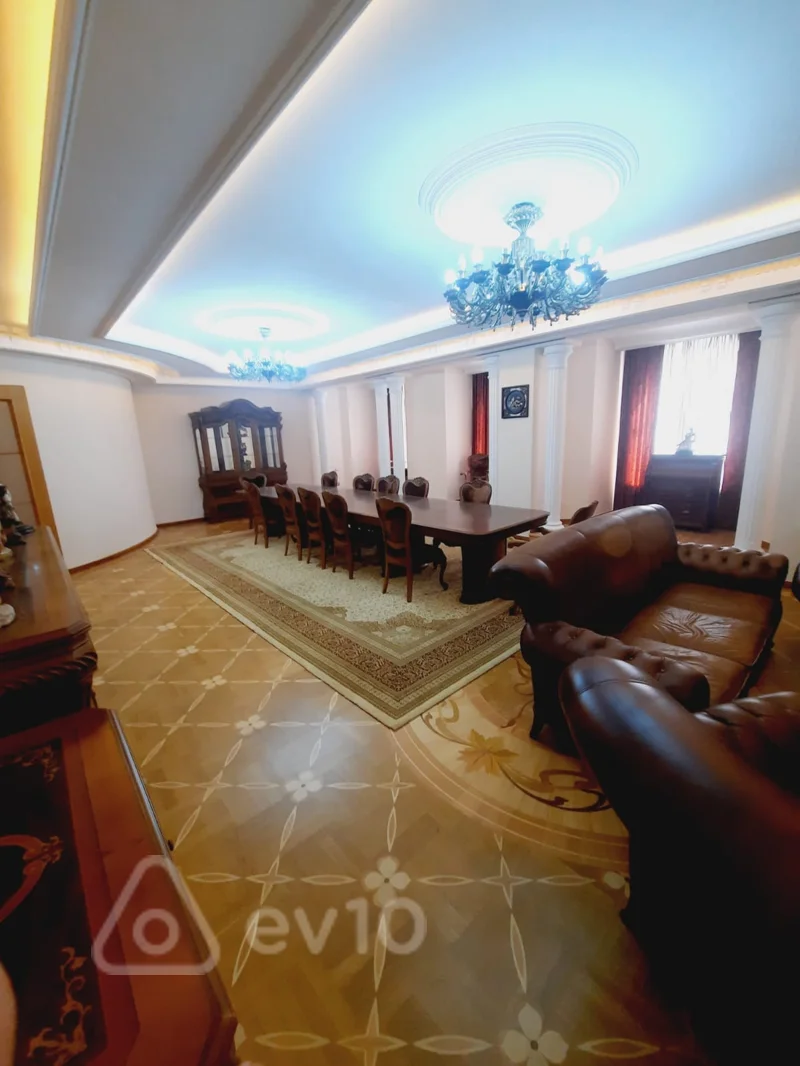 8 otaqlı mənzil, 427.6 m², Naxçıvan küç — Mənzil, Bakı (3)