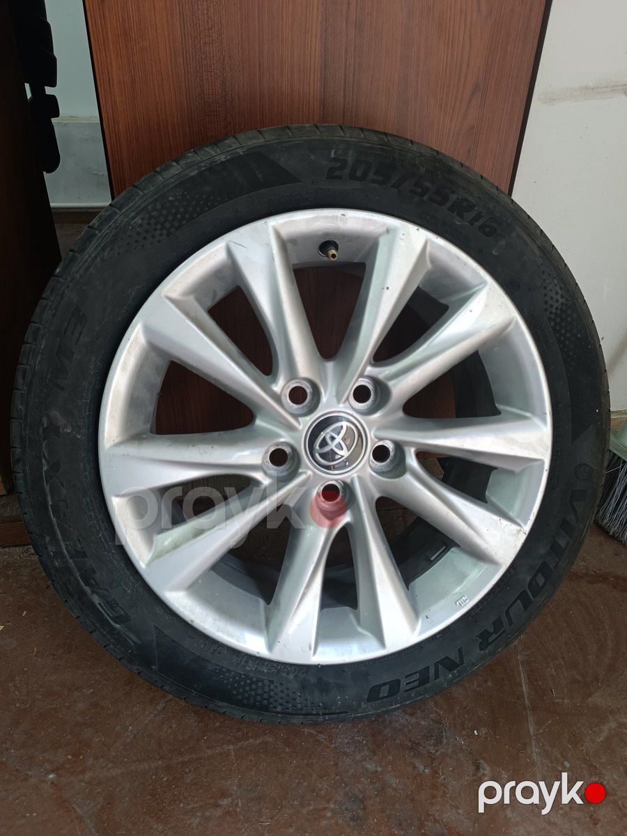 Toyota təkərləri — Ehtiyat hissələri və aksesuarlar, Bakı (8)