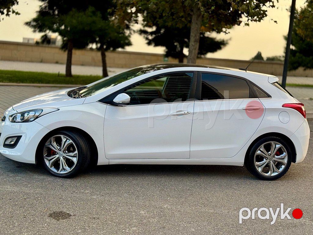 Hyundai i30, 1.6 L, 2012 il, 215 619 km — Avtomobillər, Bakı (6)