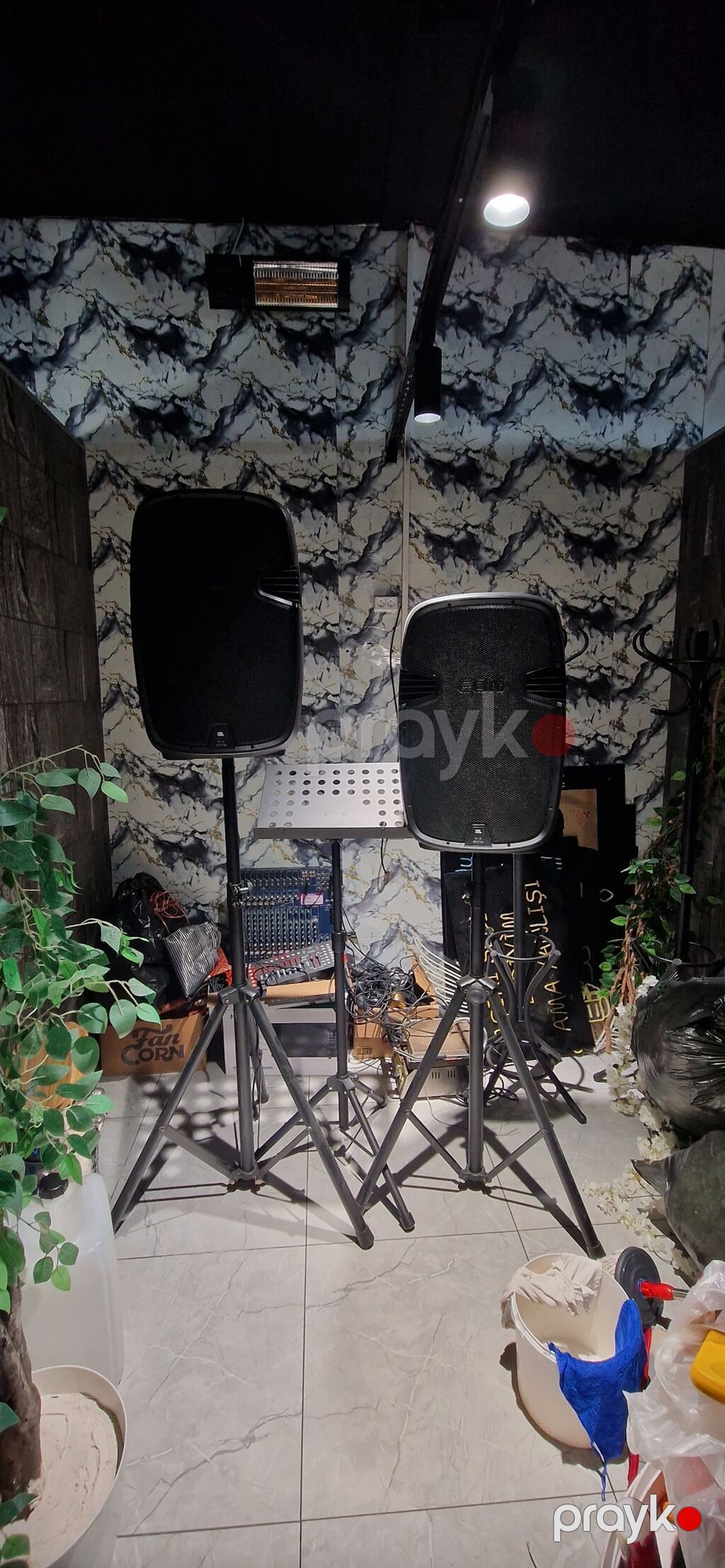 Səhnə və səs-avadanlıq paketi Tərkib: - 2 ədəd JBL EON aktiv akustik — Studiya və konsert üçün, Bakı (2)